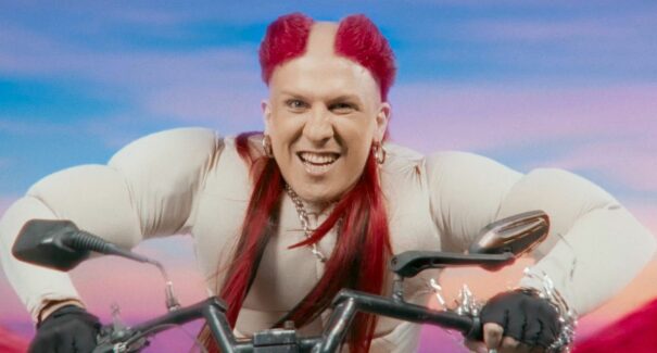 Getúlio Abelha lança clipe de “Voguebike” gravado em São Luís