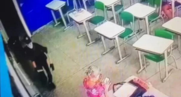 Adolescente de 13 anos mata professora e deixa outros cinco feridos em São Paulo