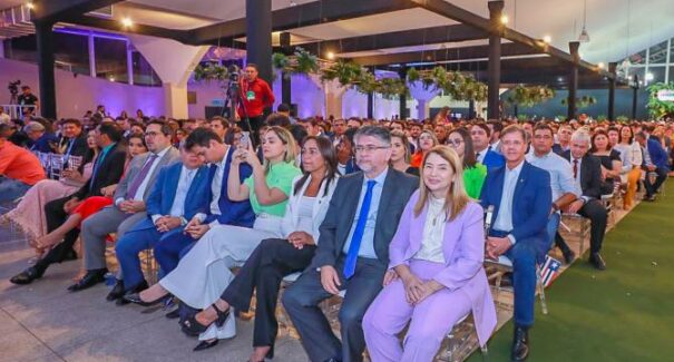 Deputados prestigiam posse de novos secretários de Estado do governo Carlos Brandão