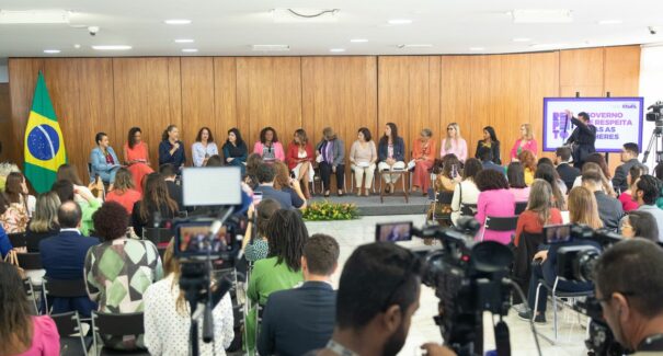 PL sobre igualdade salarial entre homem e mulher será apresentada pelo governo