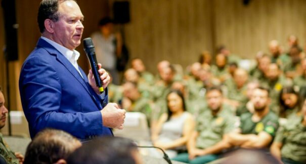 Brandão anuncia criação de comitê estadual para combater violência nas escolas