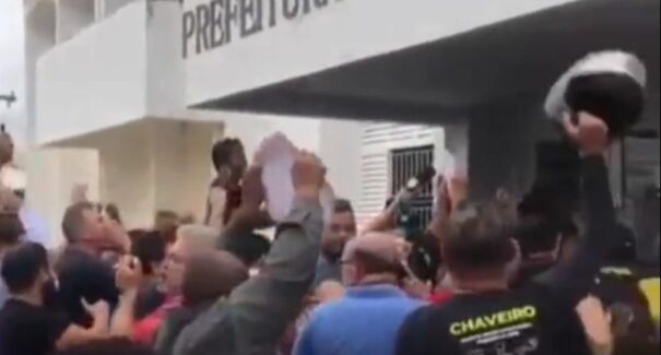 VÍDEO: Motoristas de aplicativo protestam contra falta de infraestrutura em Imperatriz