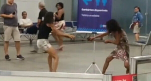VÍDEO: Mulheres se envolvem em briga no aeroporto de São Luís