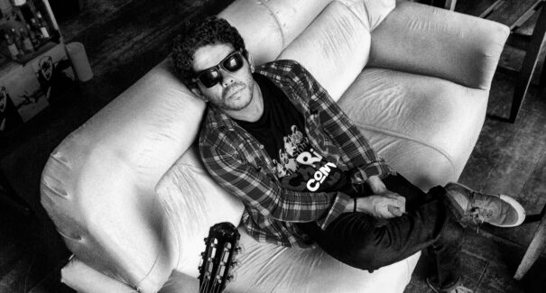 Artista maranhense Marcos Magah lança álbum “O homem que virou circo”