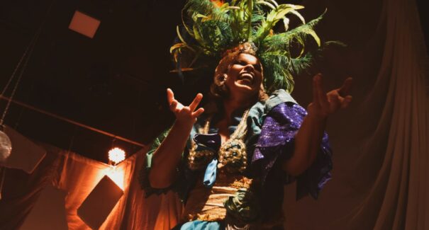 Teatro Arthur Azevedo recebe espetáculo premiado ‘A Vagabunda”