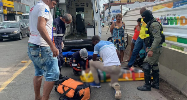 Em São Luís, motociclista fica ferido após ser atingido por carro