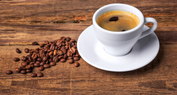 Mercado de café projeta safra maior e preços mais equilibrados em 2026