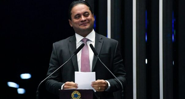 Senado aprova projeto de Weverton Rocha que assegura ecocardiograma fetal no SUS