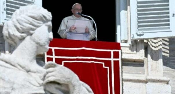 Papa Francisco faz apelo por fim de conflitos em Israel: “Parem os ataques”