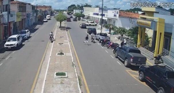 Empresário é baleado em assalto na porta de agência em Coelho Neto