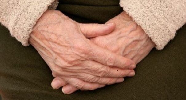 Idosa de 103 anos vítima de maus tratos pelos filhos é resgatada em Tutóia