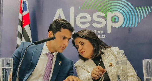 Duarte Jr discute regulamentação e melhorias de planos de saúde em São Paulo