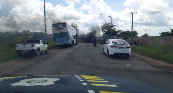 BR-316 é interditada durante protesto em Presidente Médici