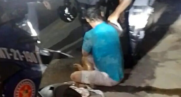 Motorista de aplicativo é agredido e deixado no porta-malas do próprio carro