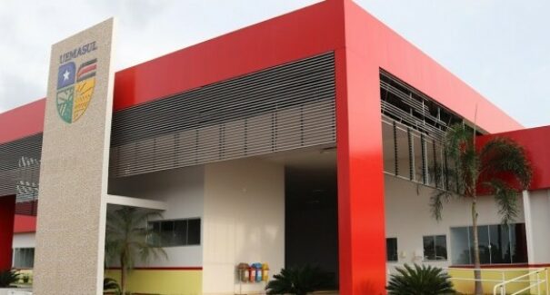 UEMASUL abre quatro editais para contratação de professores substitutos