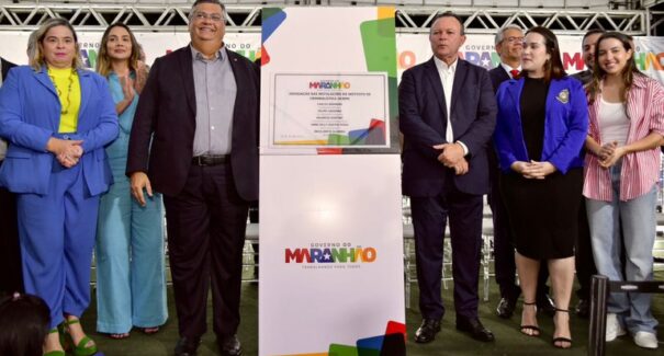 Governo do Maranhão recebe equipamento para perícia de armas