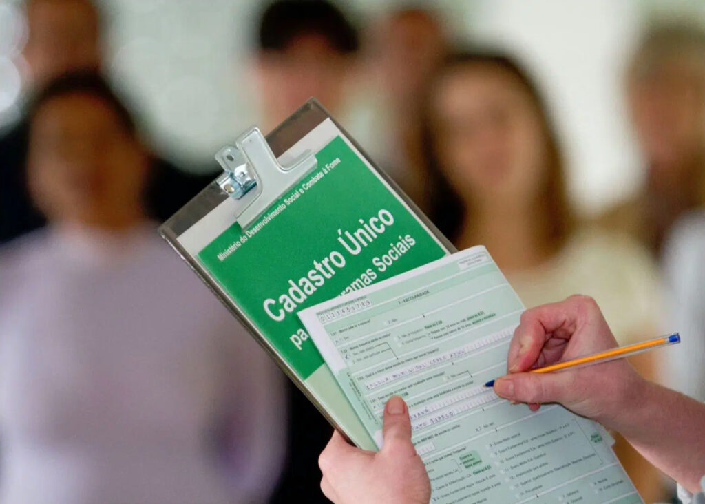 Público do CadÚnico ocupa 81% das novas vagas de emprego formal em 2026