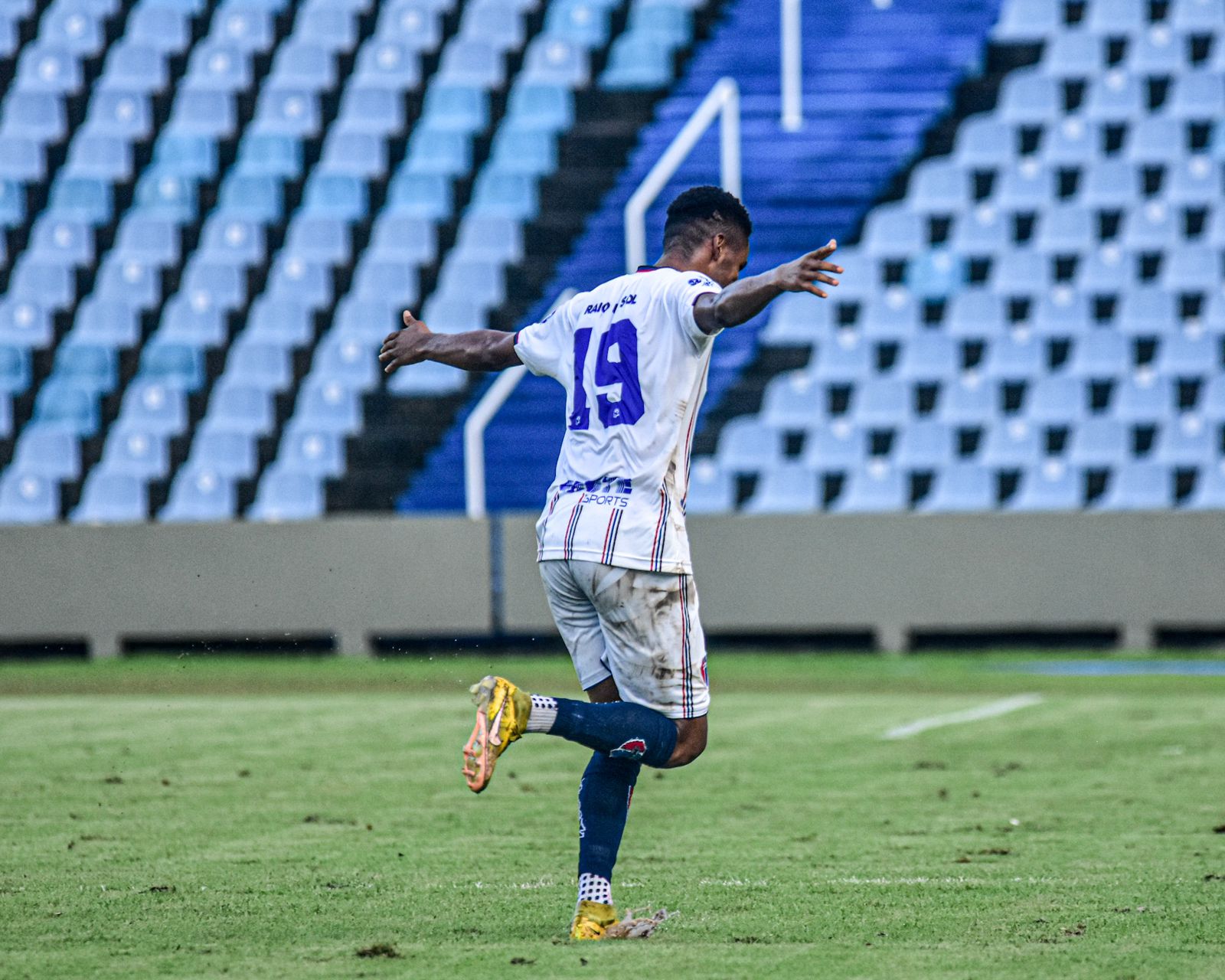 Moisés, do Maranhão Atlético, é eleito melhor goleiro da Série D 2023