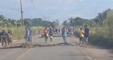 Indígenas bloqueiam BR-316 no Maranhão durante protesto contra marco temporal