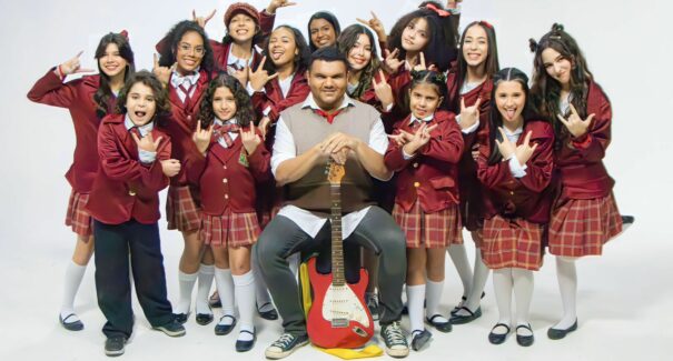 EnCanto Coletivo apresenta musical “Escola do Rock”