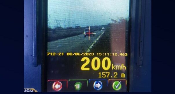 Motorista é flagrado dirigindo a 200 km/h na BR-135 em São Luís
