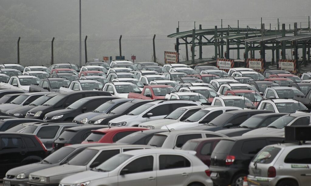 Maio registra elevação nas vendas e exportações de veículos automotores