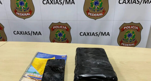 Polícia Federal prende homem após encontrar cocaína em encomenda dos Correios