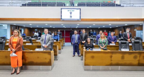 Assembleia homenageia agente de trânsito assassinado em São Luís com minuto de silêncio