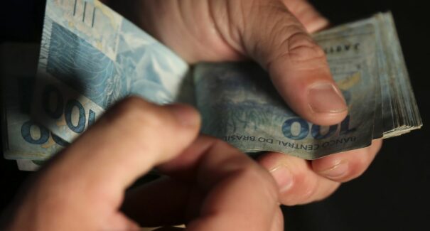 Taxação para super-ricos deve ser votada ainda nesta semana na Câmara