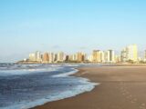 Laudo da Sema aponta que 19 pontos nas praias da Grande Ilha estão próprios para banho