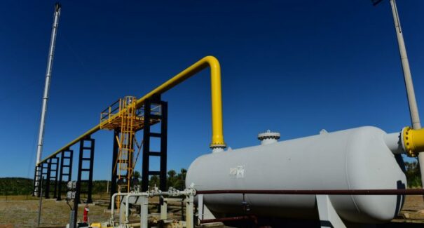 Governo estabelece meta de 0,5% para corte de emissões no setor de gás natural