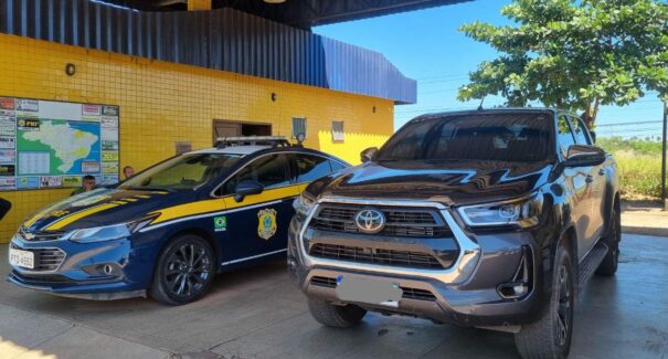 PRF recupera Hilux roubada durante a Expoimp 2023