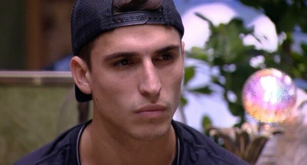 Ex-BBB Felipe Prior é condenado a seis anos de prisão por estupro