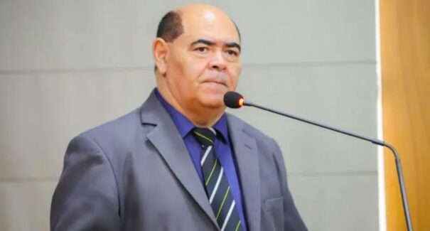 Homens armados assaltam casa de vereador em São Luís
