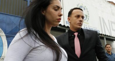 Acusada da morte do filho Henry Borel, Monique Moraes se entrega à polícia