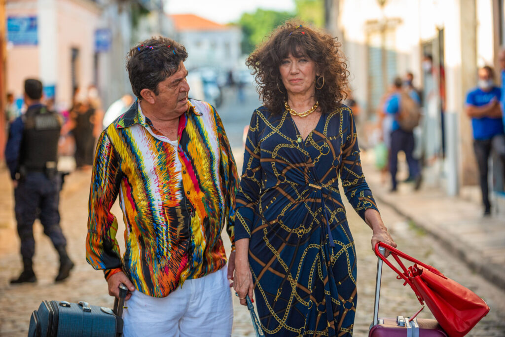 Tire 5 Cartas”, estrelado por Lília Cabral em São Luís, tem pré-estreia  marcada | O Imparcial