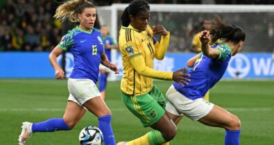 Brasil empata com Jamaica e está fora da Copa do Mundo