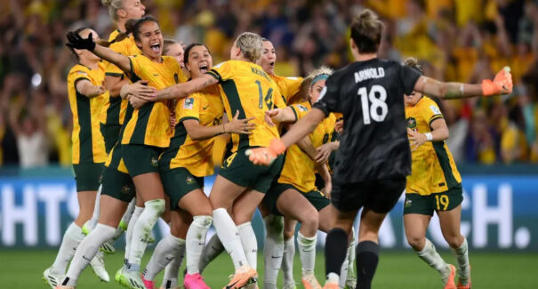 Copa do Mundo Feminina: semifinais começam nesta terça-feira (15)