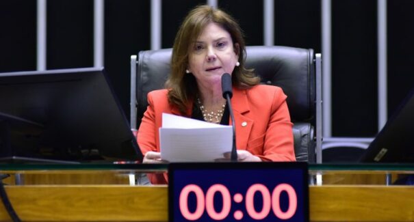 Comissão aprova projeto que exige divulgação nas empresas de campanhas contra HPV e câncer