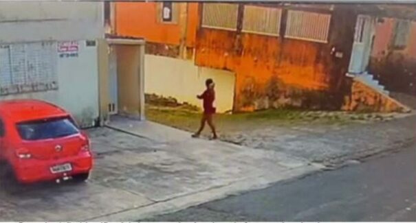 Mulher é presa suspeita de praticar assaltos em condomínios de São Luís