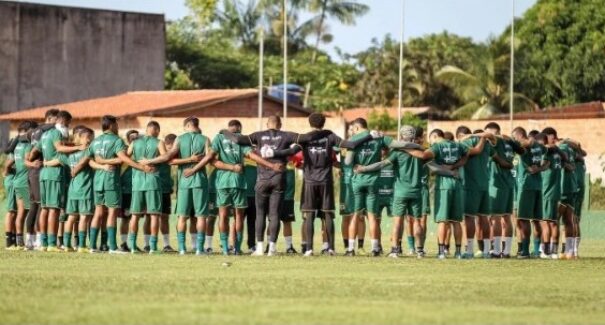 Com expectativa de mudanças, Sampaio faz treino nesta quarta-feira no Castelão