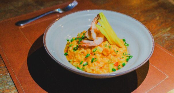 Receita de chef: aprenda a preparar um risoto especial para o Dia dos Pais