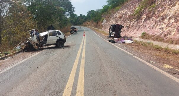 Acidente na BR-230 deixa uma pessoa morta e duas gravemente feridas