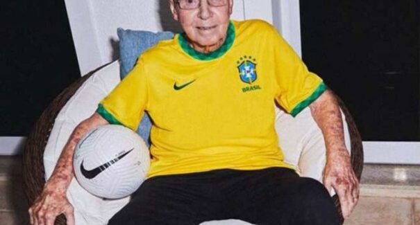 Zagallo é internado com infecção urinária em hospital no Rio de Janeiro
