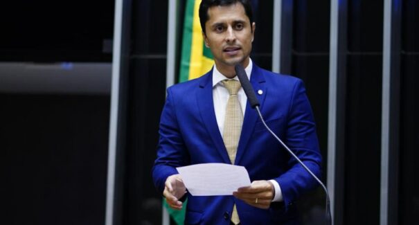 Comissão aprova benefícios para compra de medicamentos para Down, microcefalia e pessoas com deficiência