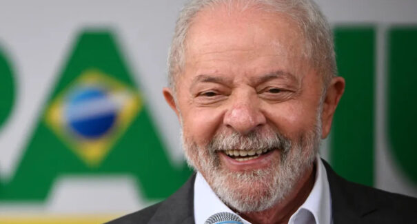 Governo justifica gastos de R$ 8 mi do cartão corporativo de Lula com agenda de viagens