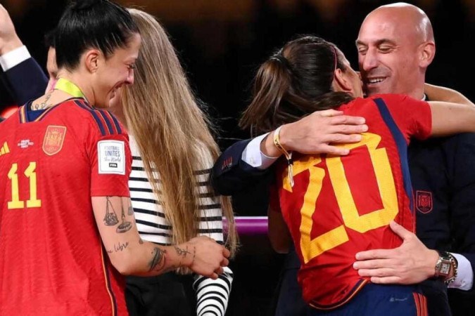 Jogadora Tamires durante cerimônia de Premiação do Campeonato Paulista  Feminino