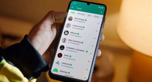Canais do WhatsApp chegam ao Brasil com número ilimitado de membros e novos recursos