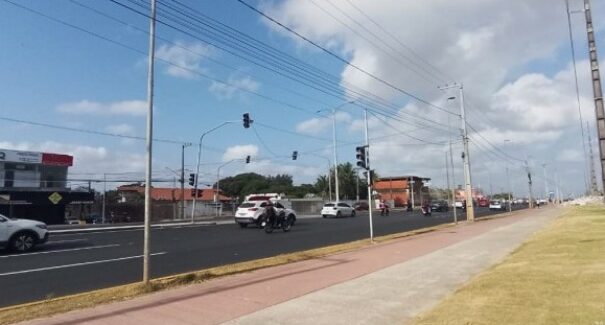 Requalificação da Estrada do Araçagi avança em mais de 70%