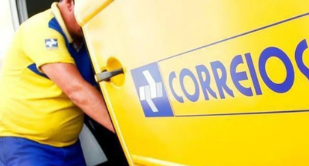 Funcionários dos Correios do Maranhão fazem greve na véspera da Black Friday